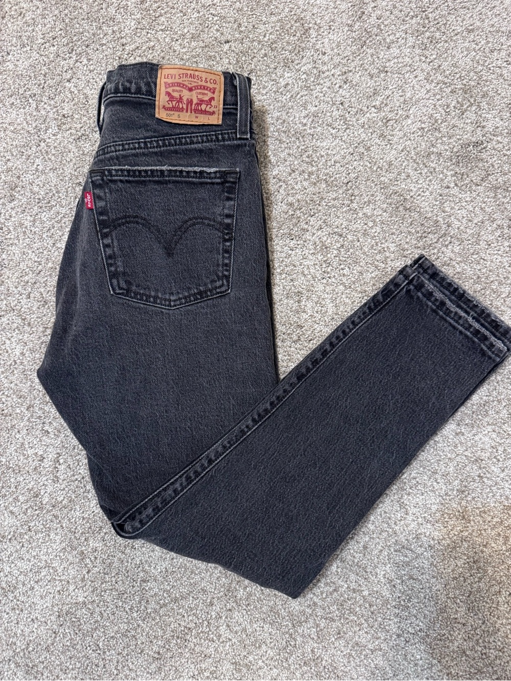 Levi's Women’s Black Slim Straight Jeans